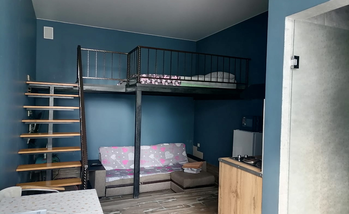 Семейные апартаменты. Гостевой дом Четыре сезона. Лоо