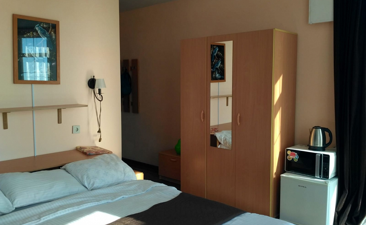 Круглый видовой номер. Отель Апарт отель "Дуэт". Ялта