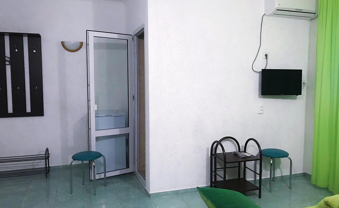 Семейный. Гостевой дом Лайт Бриз Кучугуры. Кучугуры