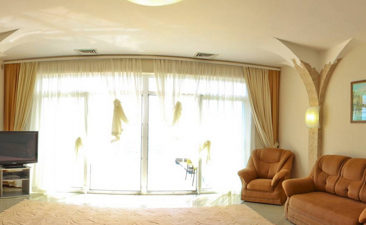 Апартаменты. Вилла "Мишель". Даниловка