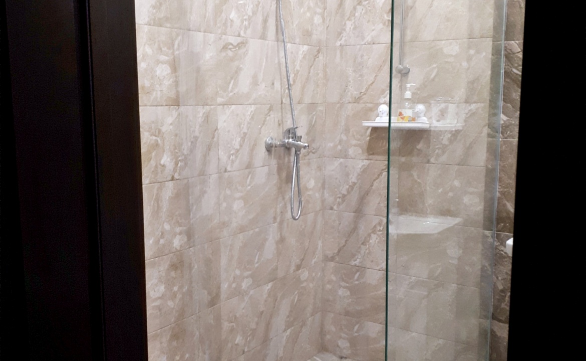 Апартаменты у моря. Квартира в многоквартирном доме Апартаменты у моря Прасковеевка. Прасковеевка