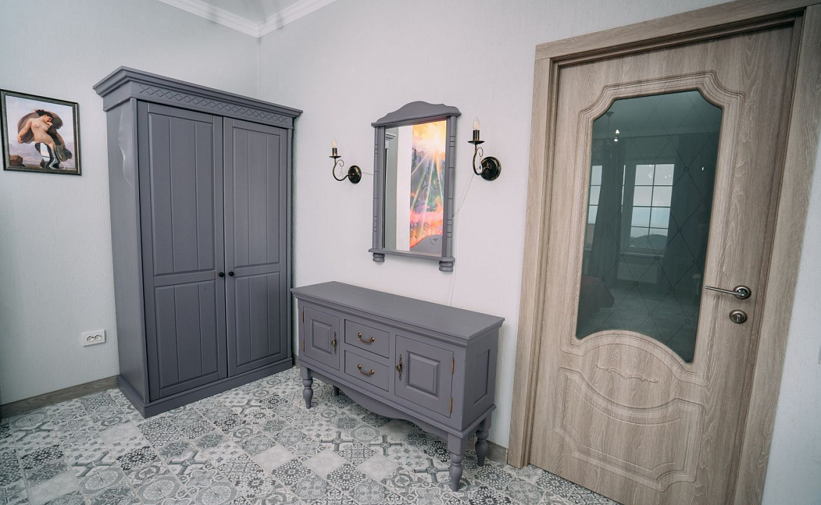 Вилла на две семьи. "Вилла и Бревенчатые дома в лесу" . Туапсе