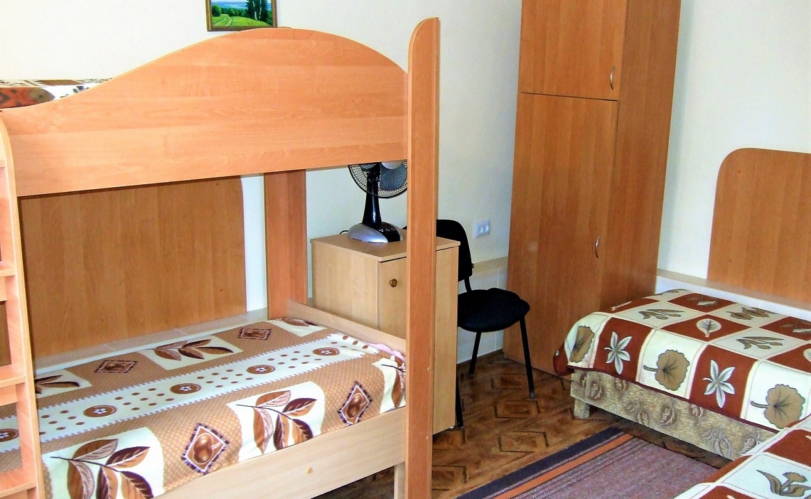 Четырехместный номер. Гостевой дом Окуневка. Окунёвка