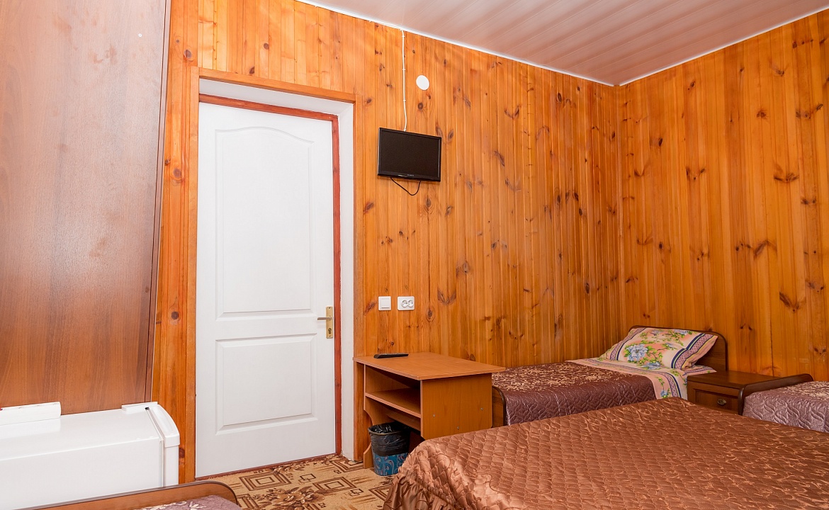 Пятиместный номер эконом класса. Гостевой дом "Ника" - Анапа. Анапа