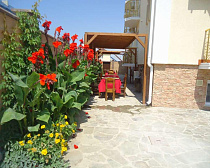 Отель Золотой **