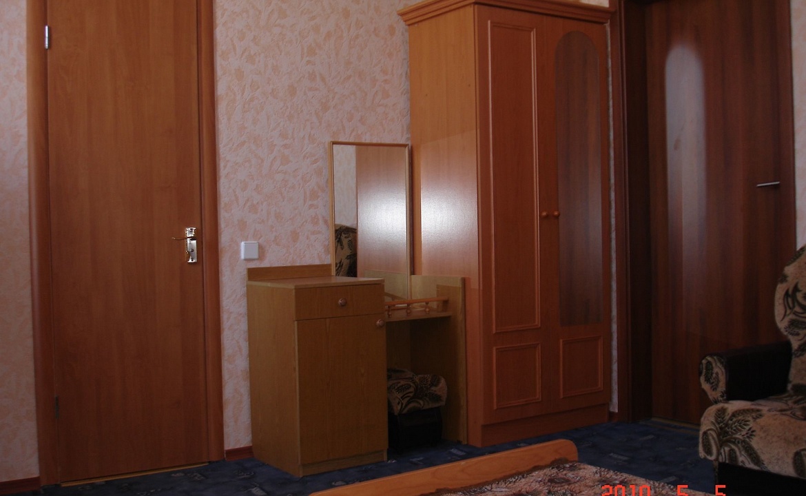 Полулюкс. Гостевой дом "Мегаполис". Евпатория