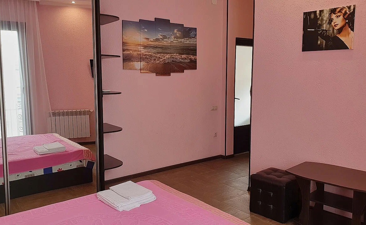 Делюкс №10, №11. Гостевой дом "НАШ ДОМ". Геленджик Делюкс №10, №11. Гостевой дом "НАШ ДОМ". Геленджик