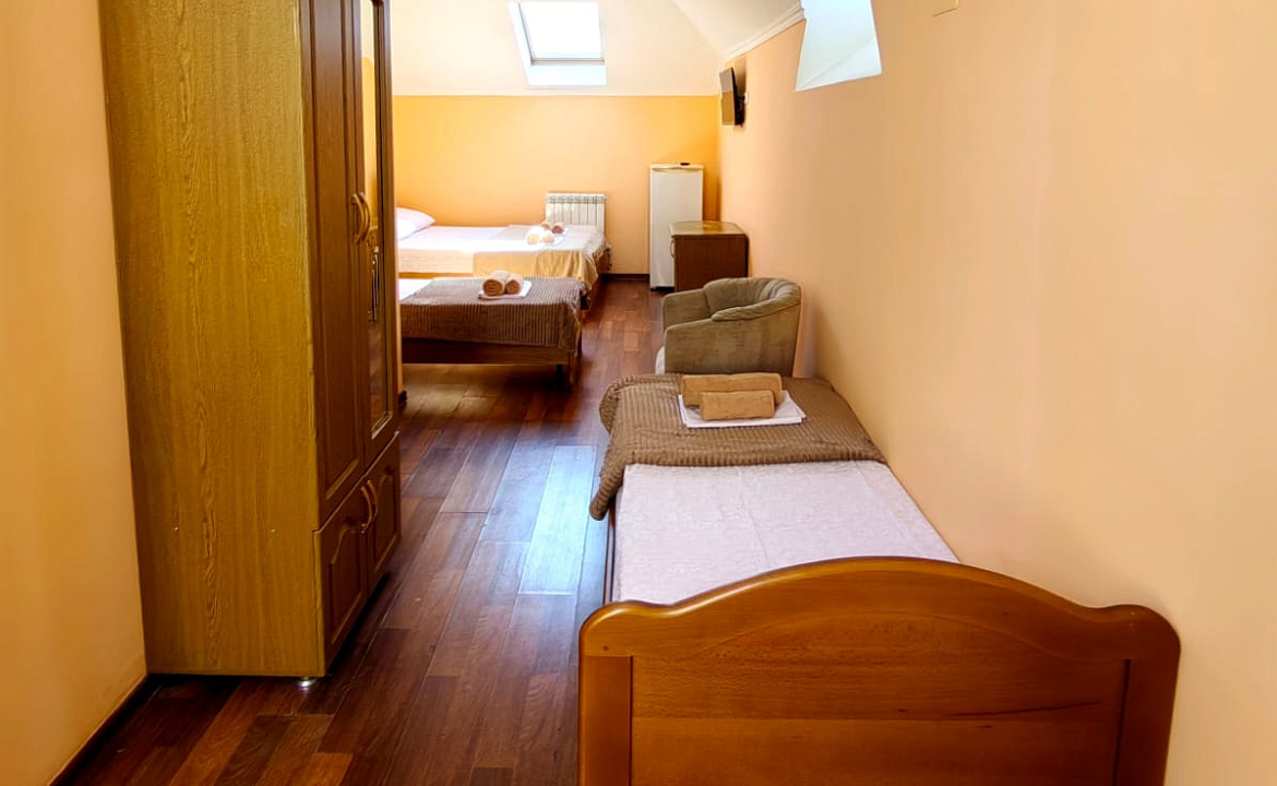 Пятиместный номер «Стандарт». Гостевой дом "Цитрус". Лазаревское