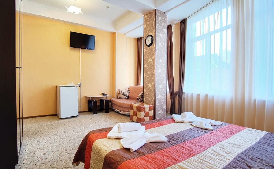 СТУДИЯ. Гостиница "Континент". Анапа