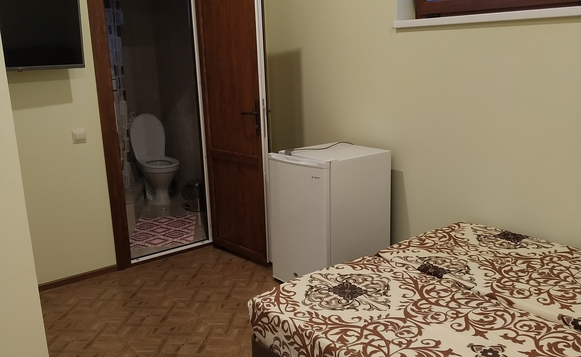 2х местный с удобствами. Частный сектор Гостевой дом "Leto". Кабардинка 2х местный с удобствами. Частный сектор Гостевой дом "Leto". Кабардинка