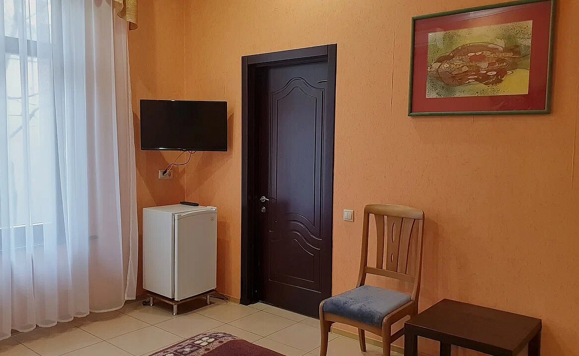 Семейный №8, №4. Гостевой дом "НАШ ДОМ". Геленджик Семейный №8, №4. Гостевой дом "НАШ ДОМ". Геленджик