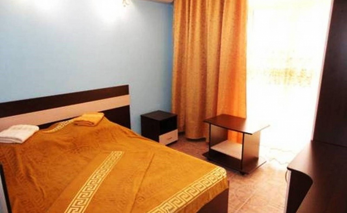 2х комнатный 4х местный номер стандарт с террасой. Отель "Мармелад". Витязево