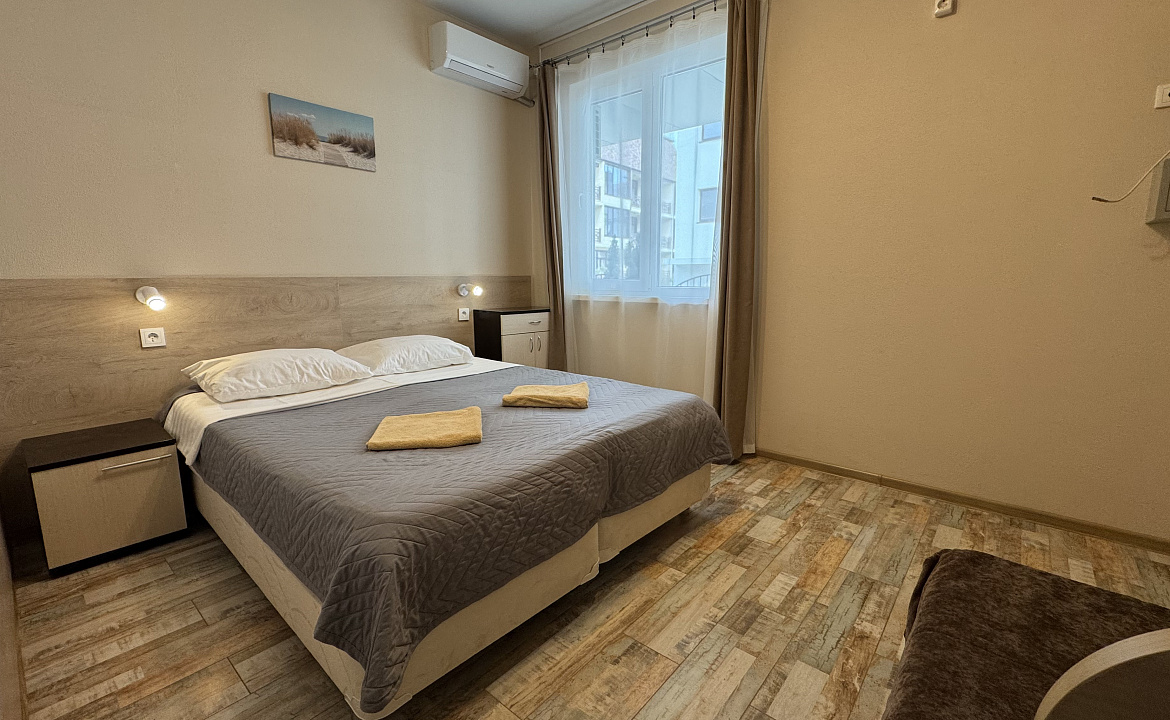 3-х местный номер. Гостевой дом «Акварель». Ольгинка