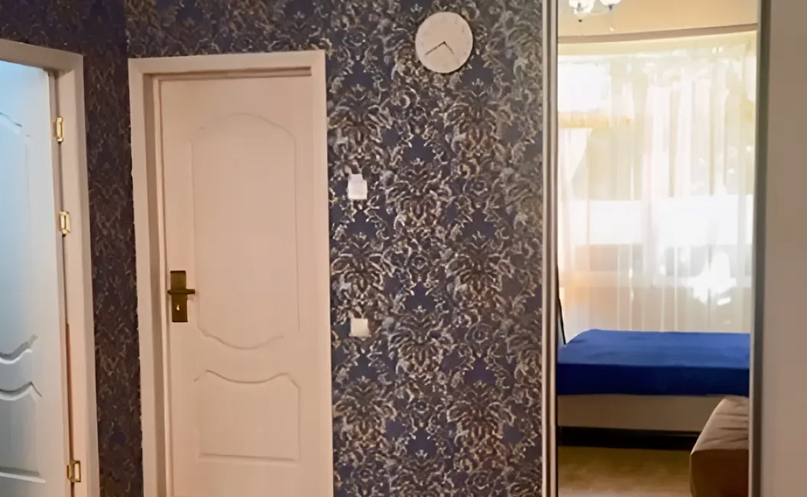   Апартаменты на 4-х человек с собственным двориком. Гостевой дом "МЕЛИС". Дивноморское