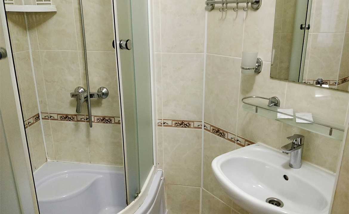 Стандартный с двуспальной кроватью. Отель Капитан Морей. Анапа