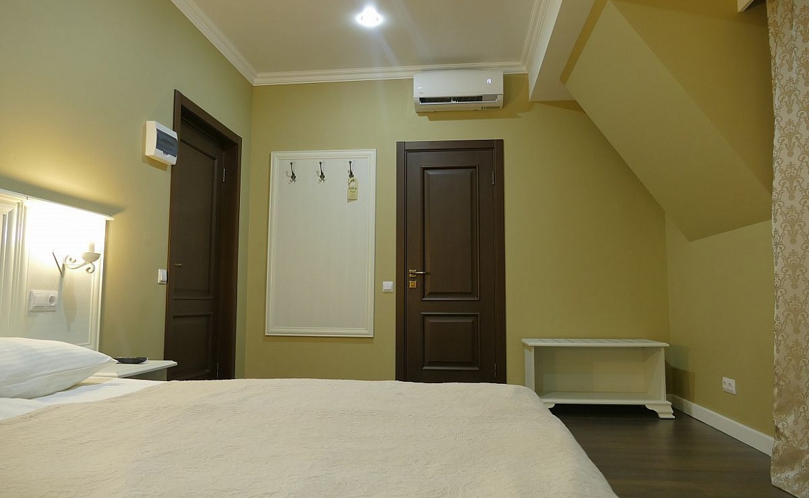 Двухместный с балконом. Отель «Абаата». Гагра