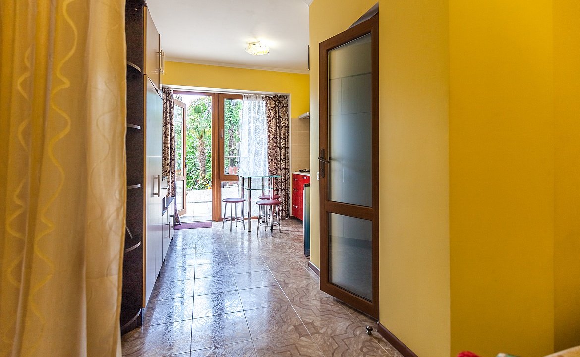 1к стандарт до 3х человек. Гостевой дом Пролетарская 12. Гурзуф