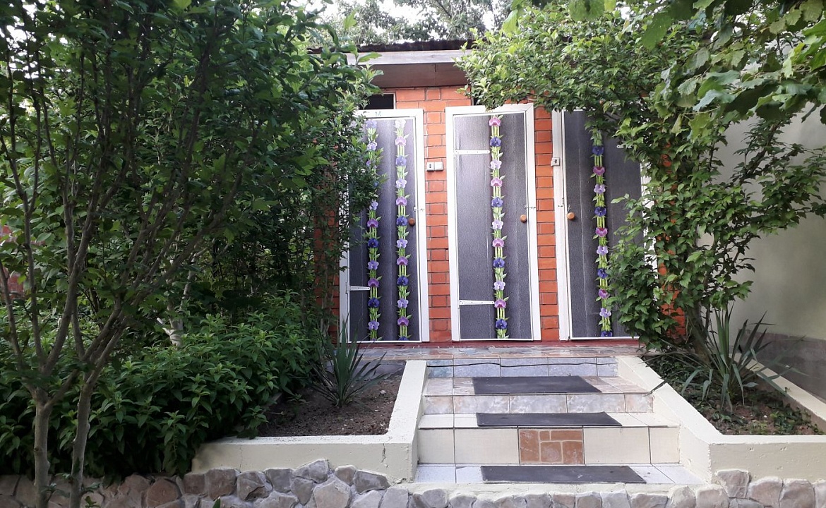 3х местный с видом на море ЭКОНОМ. Гостевой дом МОРЕ с бассейном и баней. Джубга