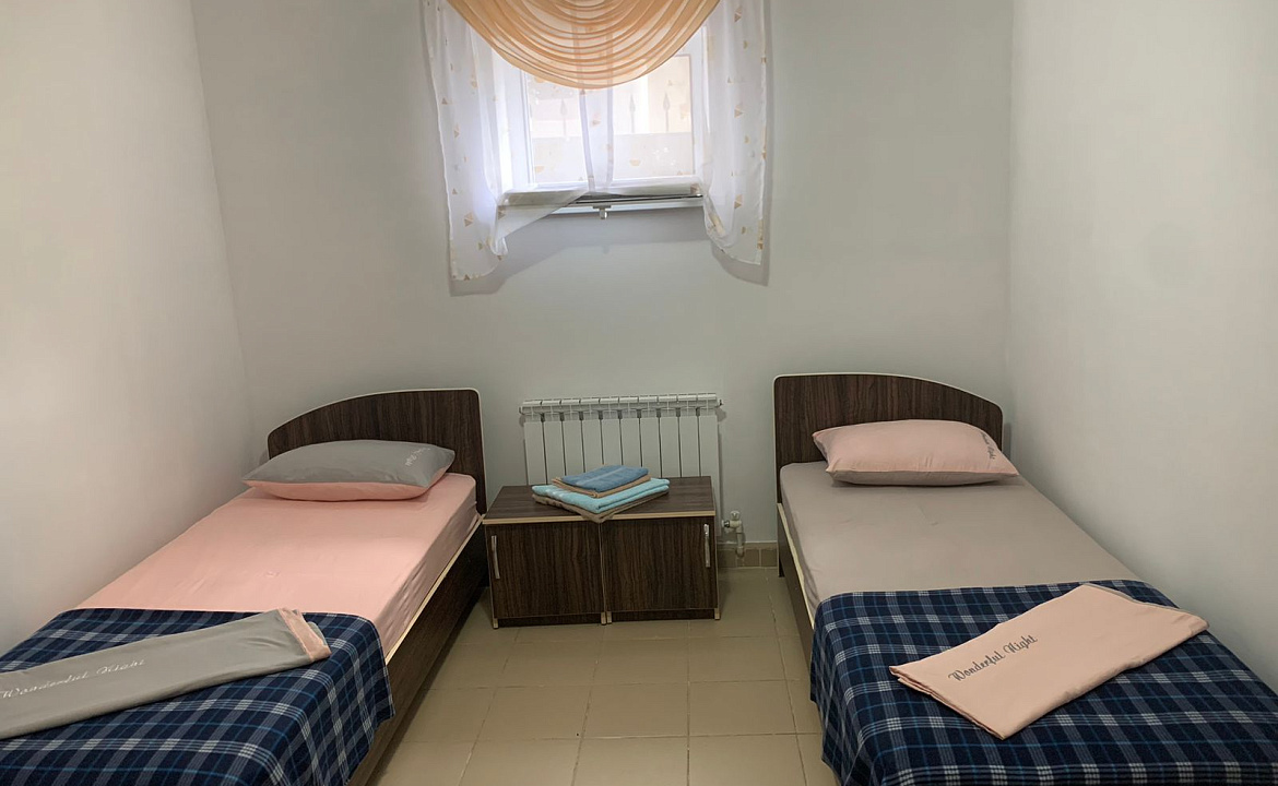 Двухкомнатный Четырехместный семейный номер. Гостевой дом Гармония - Витязево. Витязево Двухкомнатный Четырехместный семейный номер. Гостевой дом Гармония - Витязево. Витязево