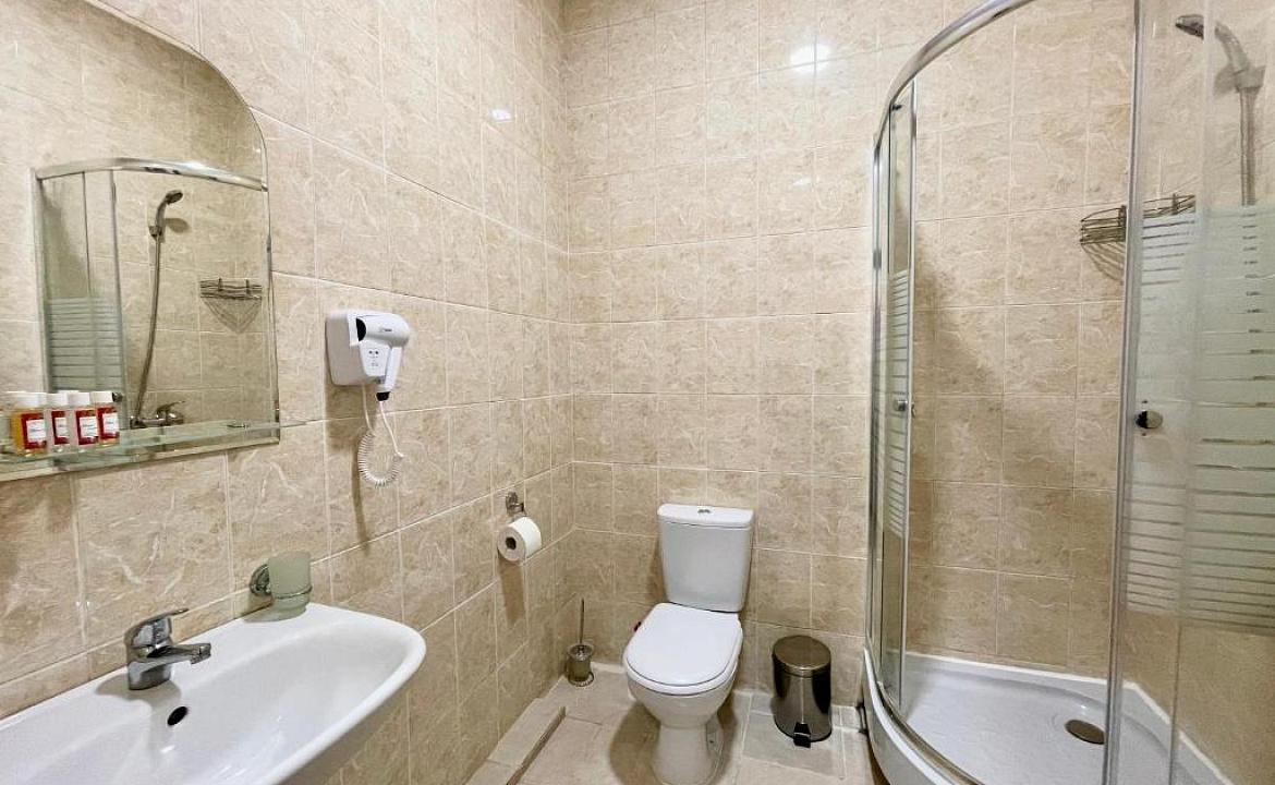 Улучшенный двухместный. Отель MONAKO. Кабардинка