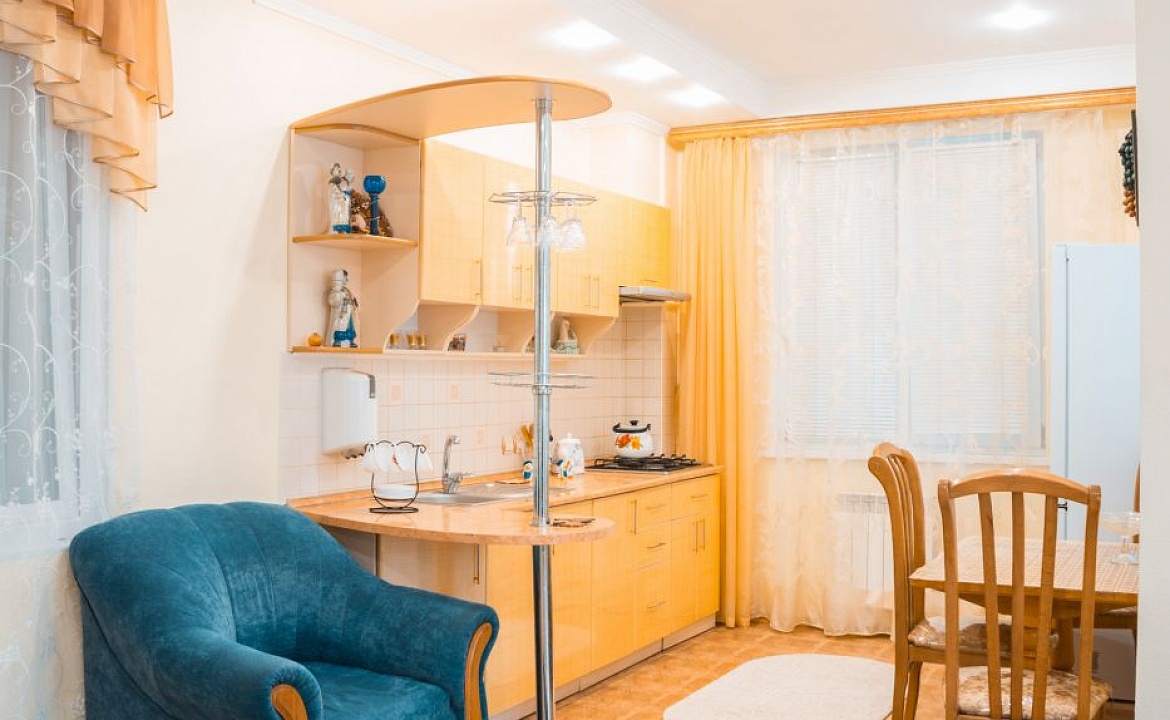 Апартаменты. Гостевой дом частный "Мид". Ялта