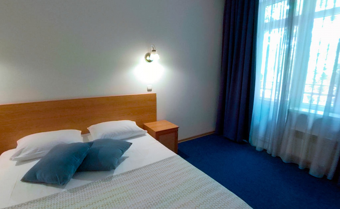 Люкс двухкомнатный. Гостевой дом "Орион". Анапа