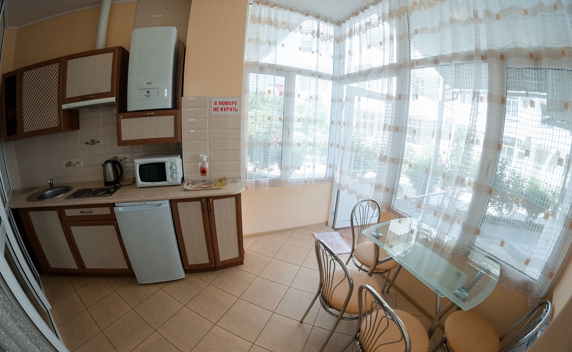 Апартаменты люкс. Апартаменты на Черноморской набережной. Феодосия