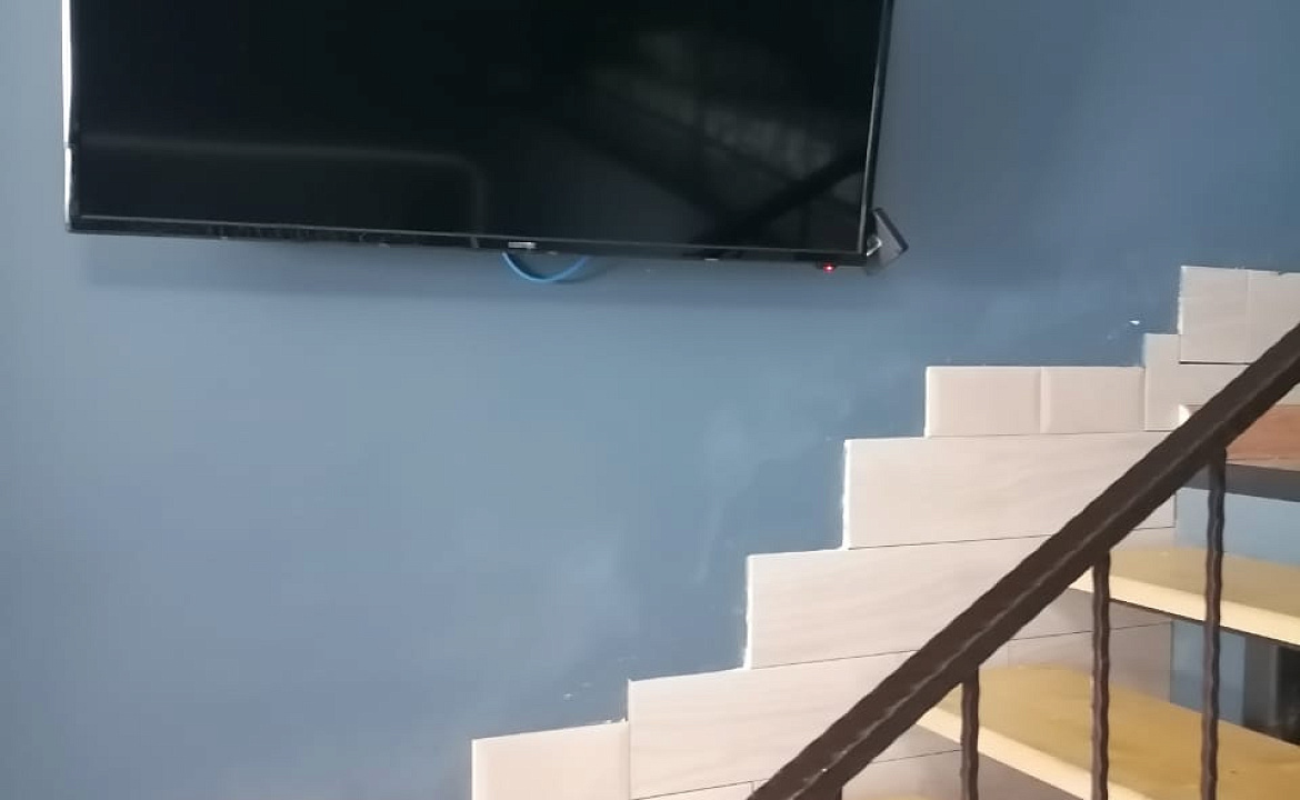 Трехместные апартаменты. Гостевой дом Четыре сезона. Лоо