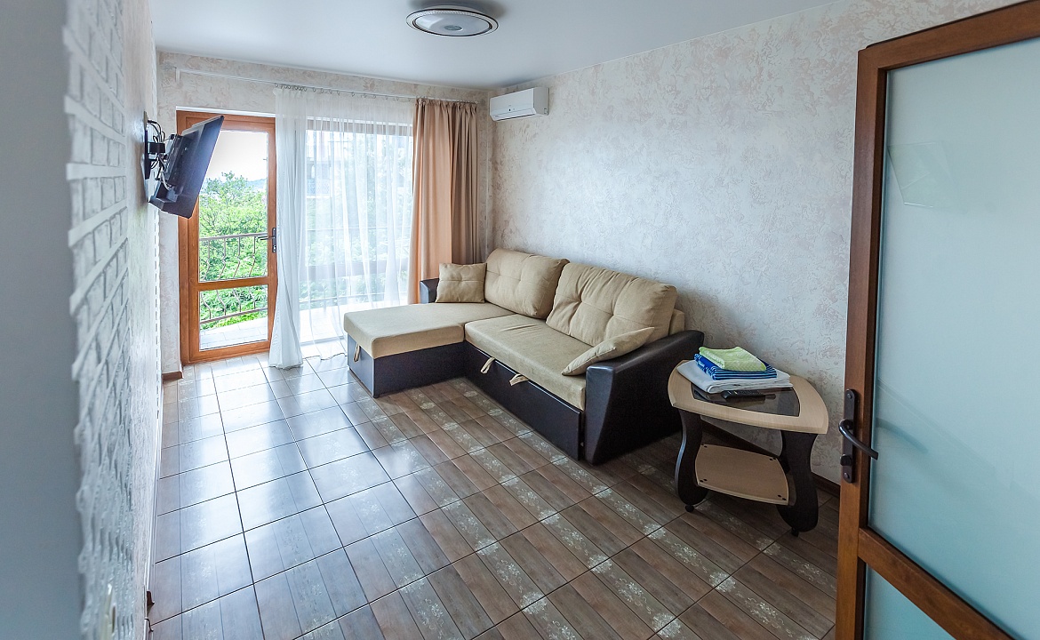 Видовой 3х к. до 6 чел. Гостевой дом Пролетарская 12. Гурзуф