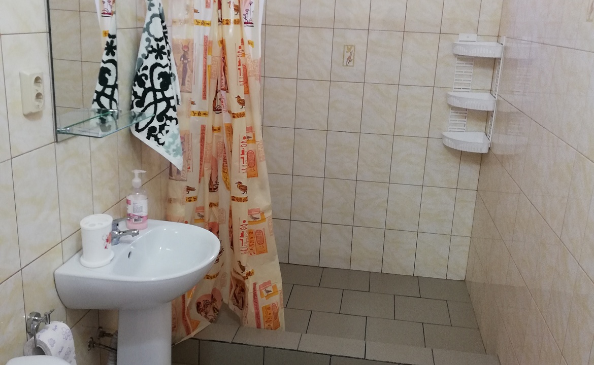 Домик у моря 4х-местный. Гостевой дом Домик у моря Пролетарская 152. Должанская