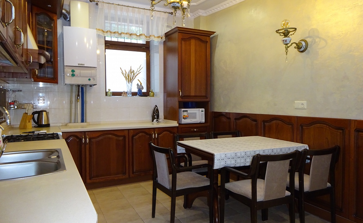 Апартамент. Гостевой Дом «ТАВР». Ялта