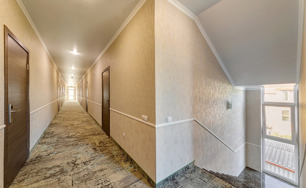 Улучшенный 3х-местный. Отель Премьер. Геленджик