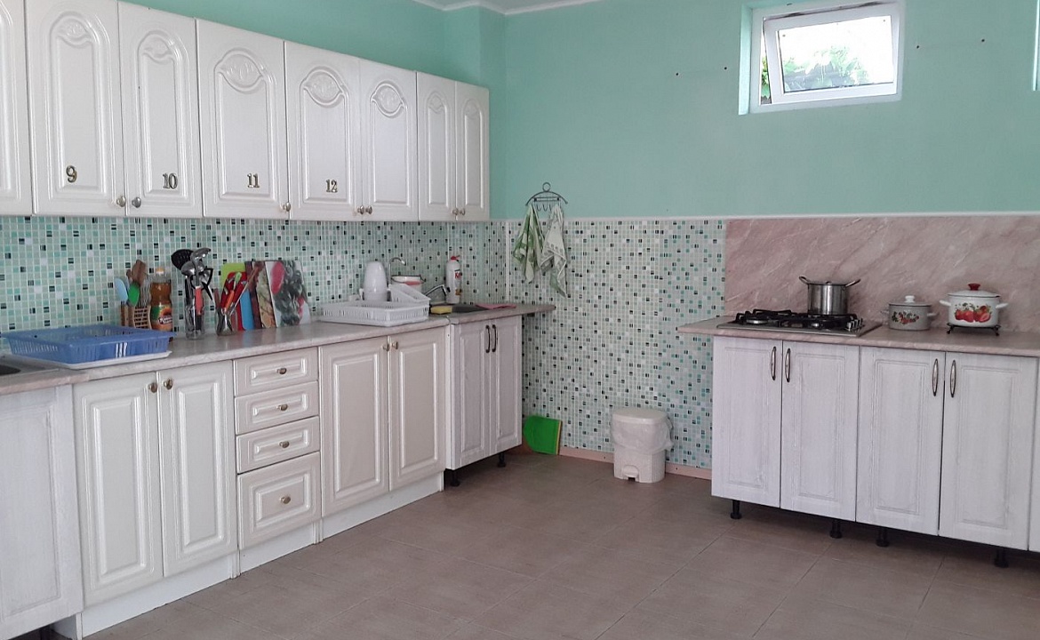 Общая кухня. Гостевой дом Орловка. Севастополь