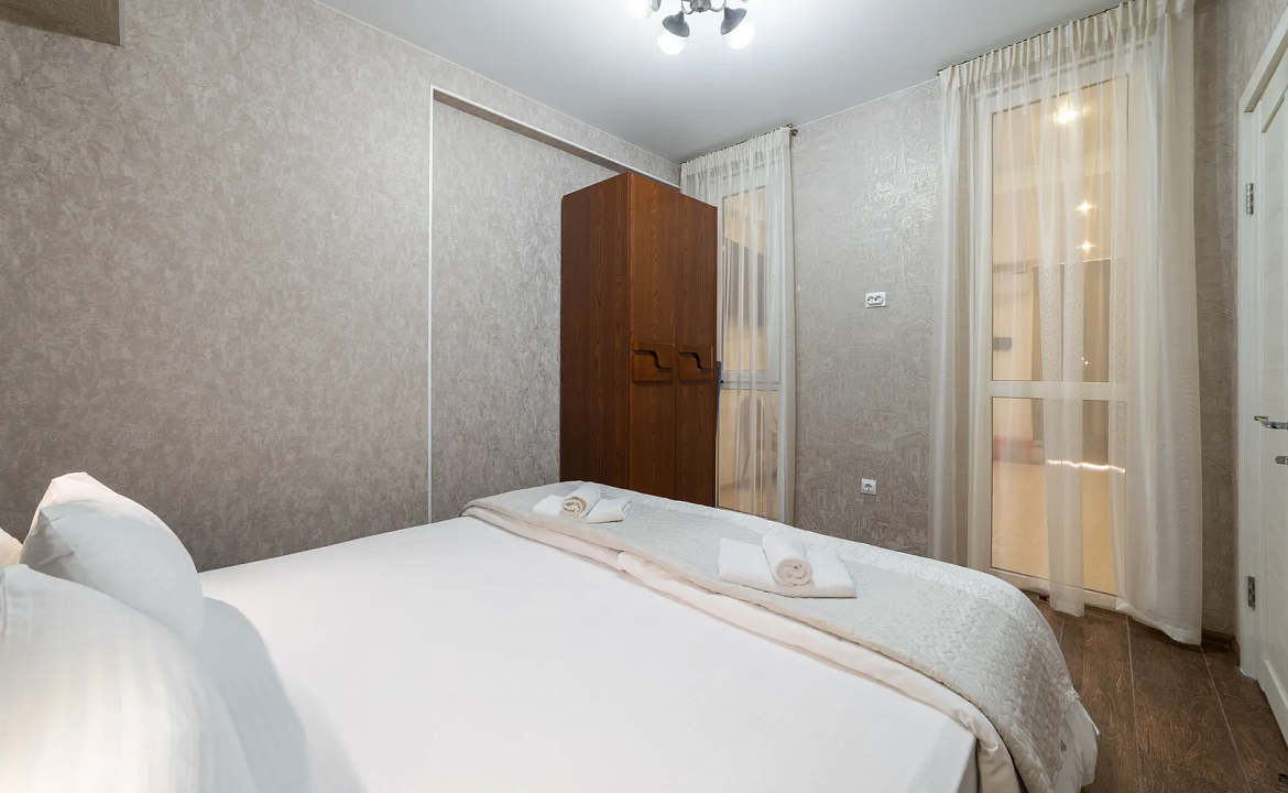 Deluxe Apartment ЖК Санни Хилл с собственным двориком. Апартаменты Deluxe ЖК Санни Хилл. Адлер