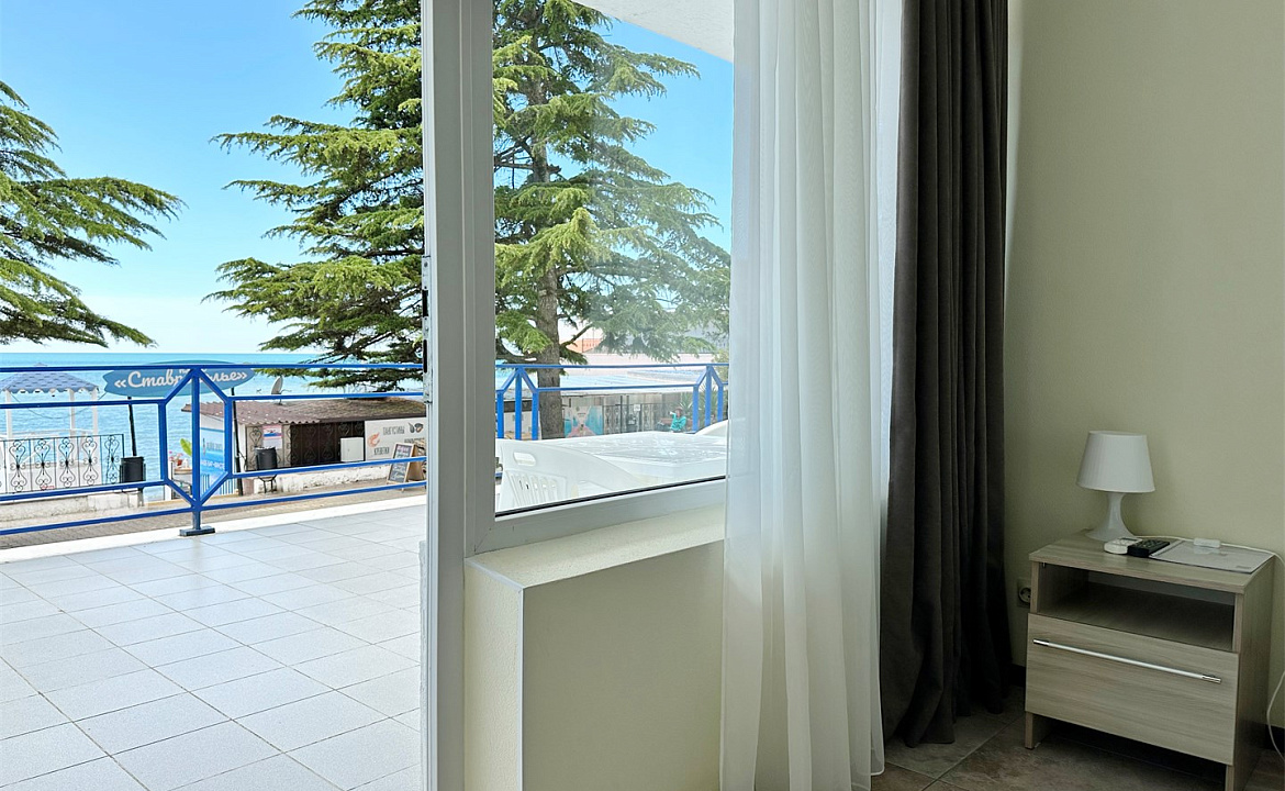 Стандартный номер - 1 этаж. Курортный отель COOCOOROOZA. Сочи