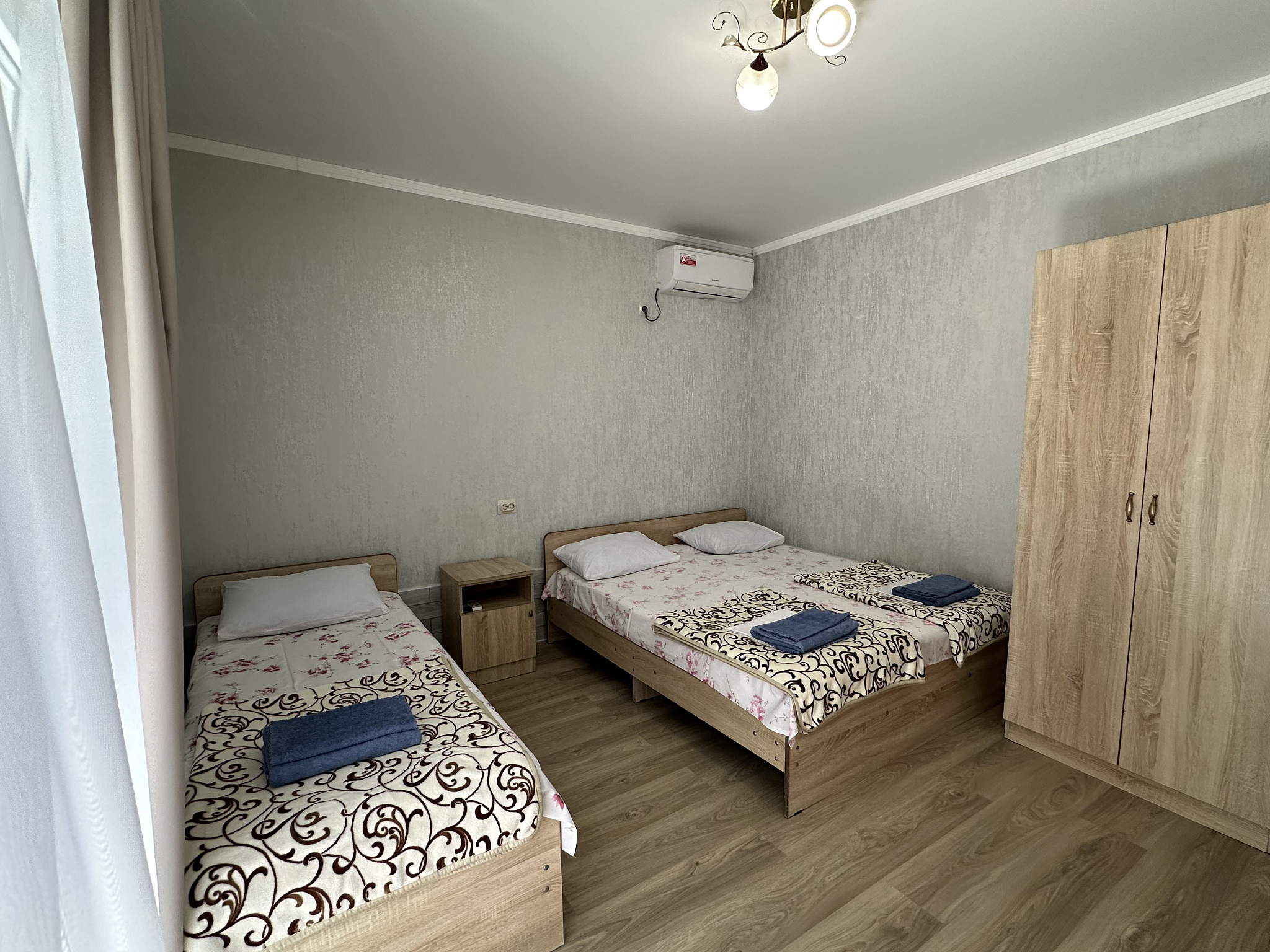 . Гостевой дом Надежда в Гаграх. Гагра