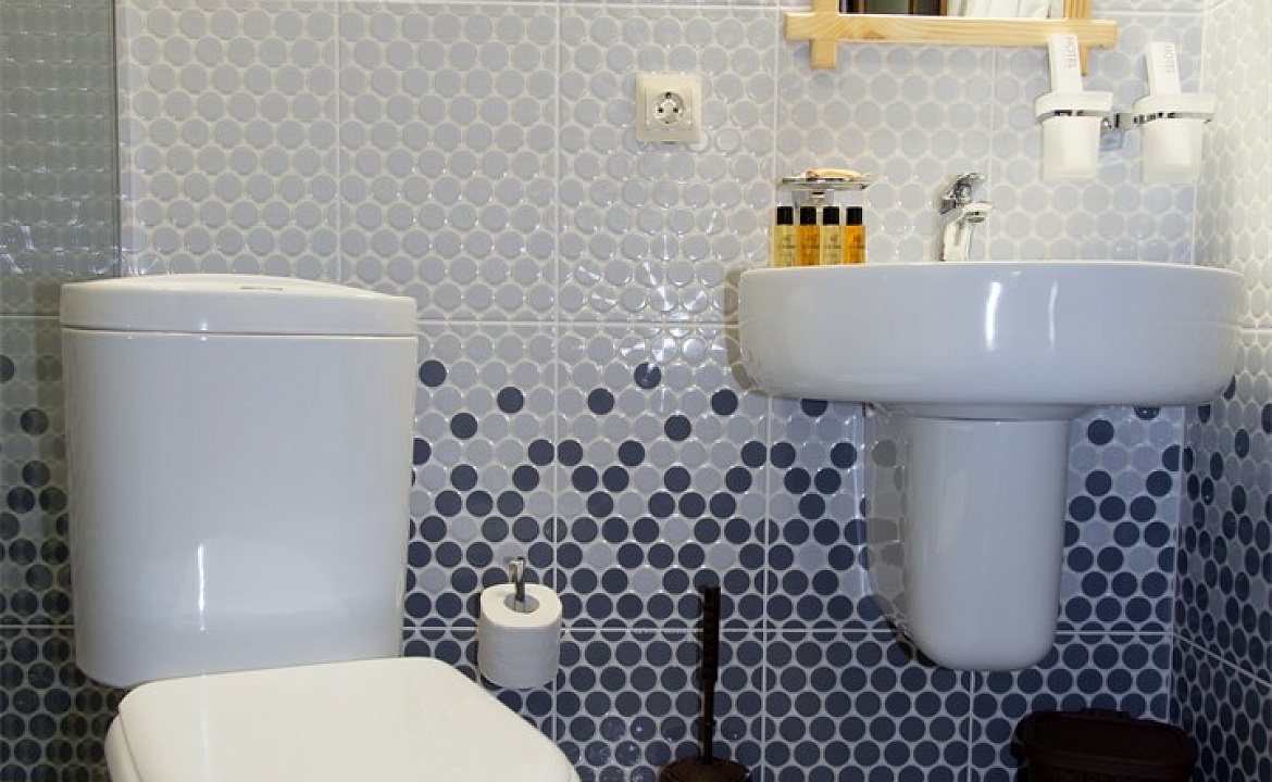 Улучшенный стандарт с видом на море и горы. Гостевой комплекс "Чижик Пыжик". Никита