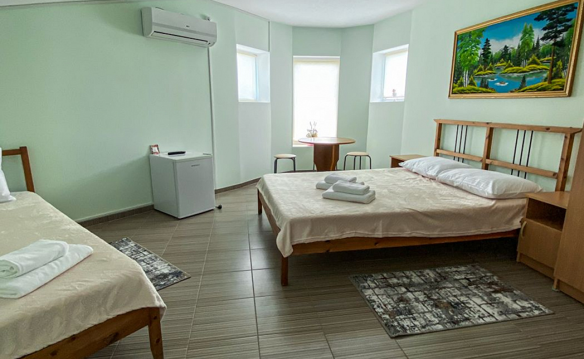 Стандарт 3х местный. Гостевой дом Волна. Нижнее Джемете