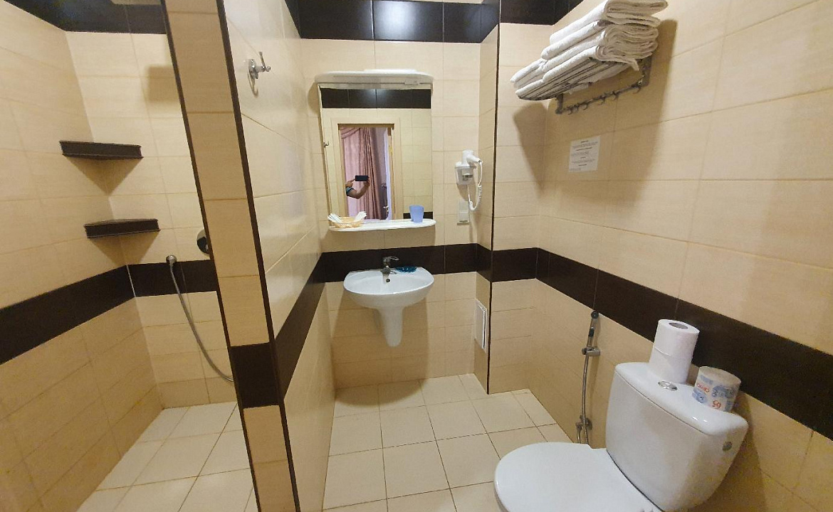 4-х местный стандарт. Гостиница  № 56 Семейный **. Симферополь