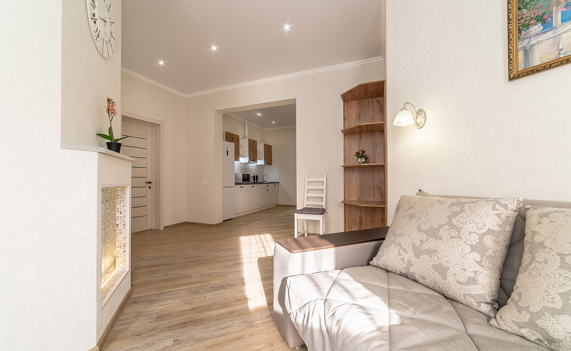 4 комнатная квартира в центре Сочи рядом с пляжем Ривьера. Уютные Квартиры в центре Сочи рядом с крупнейшим пляжным комплексом Ривьера. Сочи