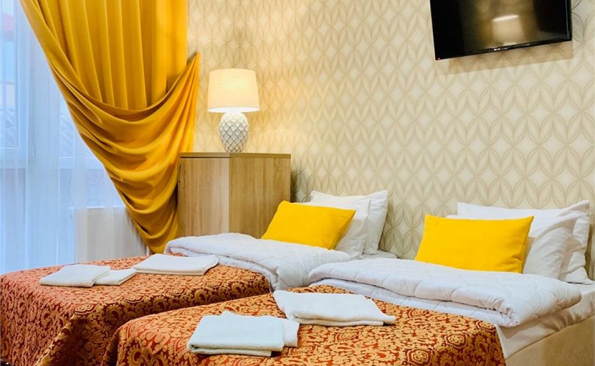 Стандарт 4х-местный с террасой. Отель Премьер. Геленджик