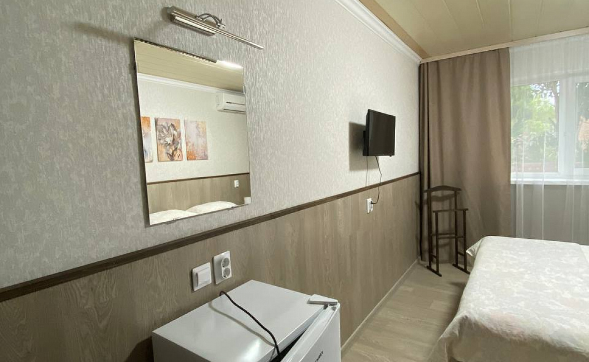 Двухместный первый этаж. Гостевой дом "Инжир". Новомихайловский