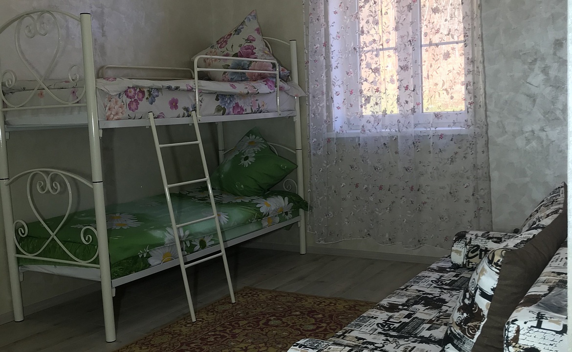 4-х местный номер. Отель Отель «Вилла-парк Изобильное». Изобильное