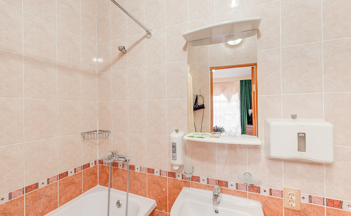 Люкс 2-4х местный Корпус 1. Гостевой дом "Олива". Анапа