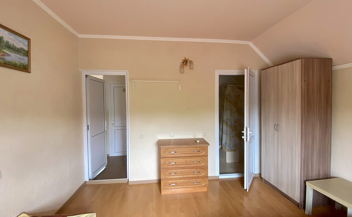 Комфортный трехместный номер. Гостевой дом Гостевой дом «Алина». Анапа