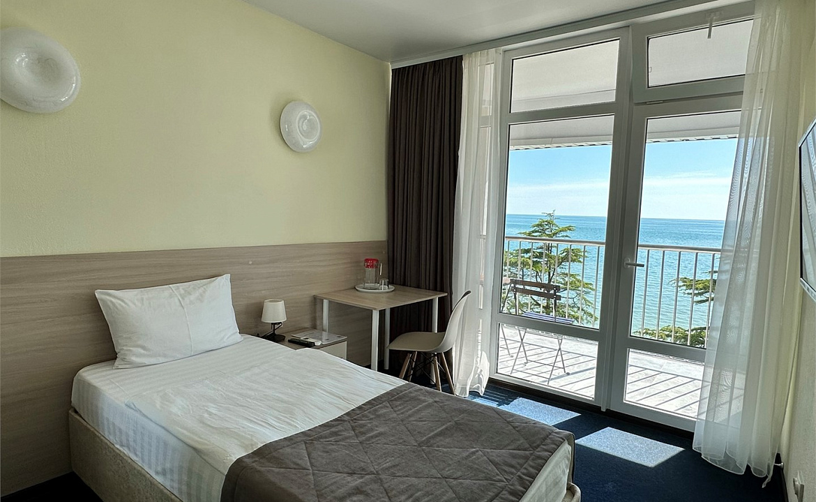 Одноместный номер с балконом. Курортный отель COOCOOROOZA. Сочи