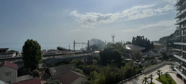 Квартира в многоквартирном доме Уюрный апартамент на первой береговой