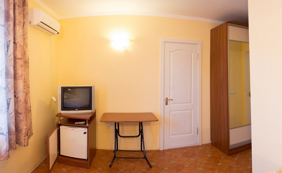 2х местный стандарт. Гостиница «Миратель». Евпатория