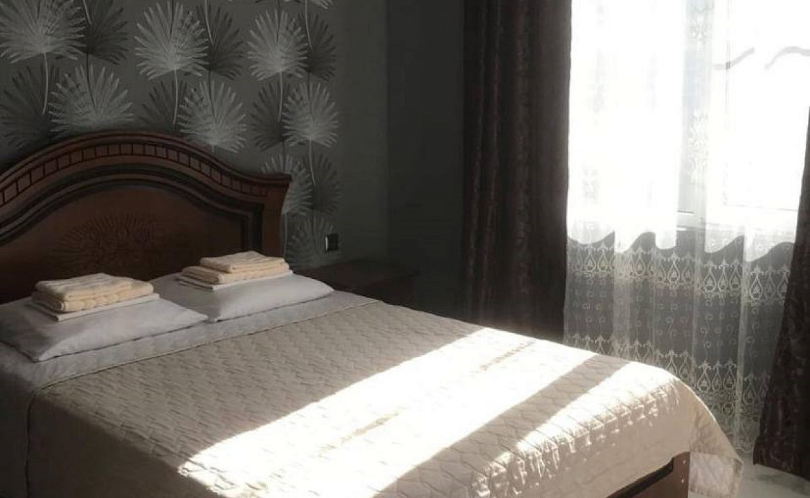 КОМФОРТ 3-Х МЕСТНЫЙ. Гостевой дом ВАРДАНЕ. Вардане