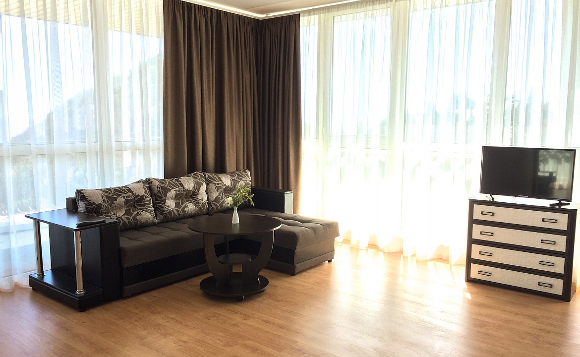 Номер люкс с кроватью  Номер люкс с кроватью